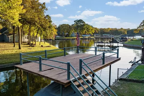 11264 Cedar Dr, Mabank, TX 75156