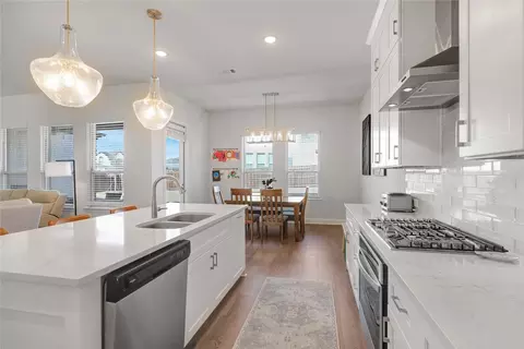 Kitchen - 3216 Rolling Meadow Dr, Anna, TX 75409 photo 4 of 5