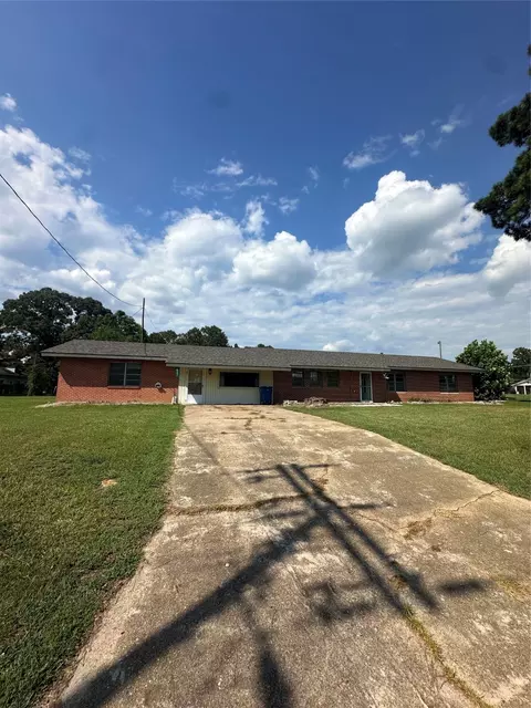 2741 Mill St, Ringgold, LA 71068