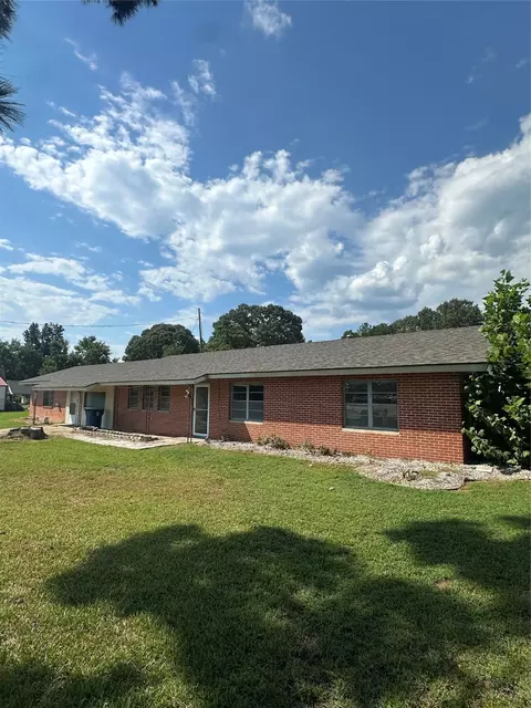 Exterior - 2741 Mill St, Ringgold, LA 71068 photo 2 of 8