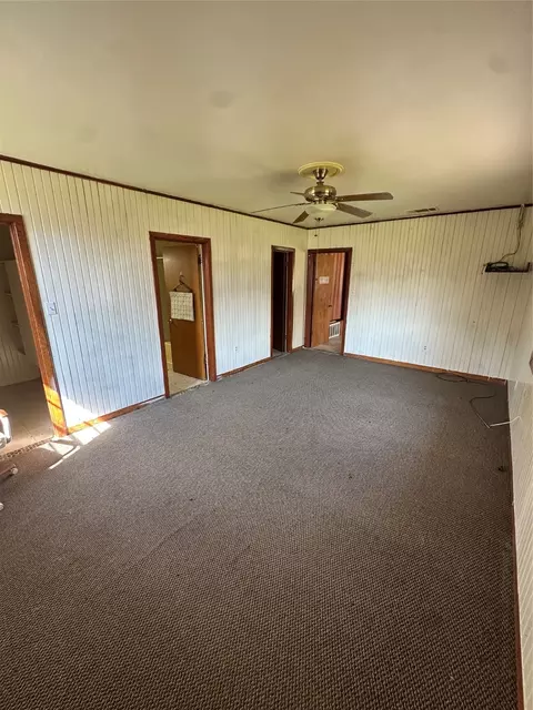 Living - 2741 Mill St, Ringgold, LA 71068 photo 4 of 6
