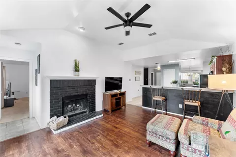 1610 Sax Leigh Dr, Dallas, TX 75241
