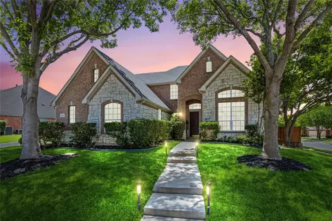 8905 Glen Garden Dr, Mckinney, TX 75072