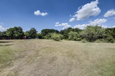 921 N Blue Quail Ct, Granbury, TX 76049