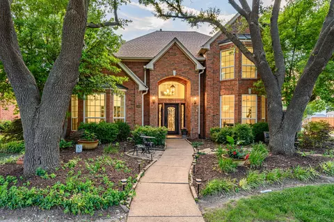 3809 Branchwood Dr, Plano, TX 75093