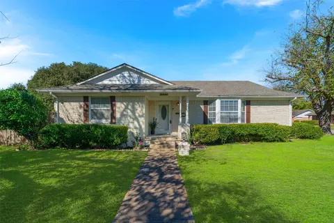 8461 Hunnicut Rd, Dallas, TX 75228