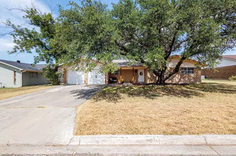 4006 9th St, Brownwood, TX 76801