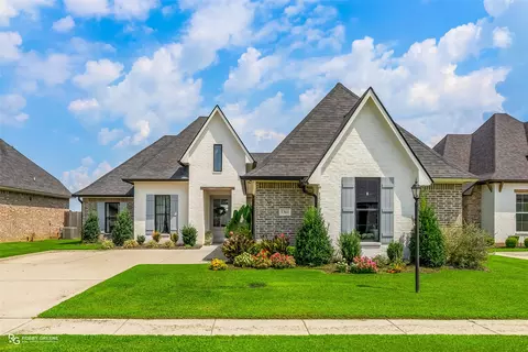 1361 Quincy Dr, Bossier City, LA 71111