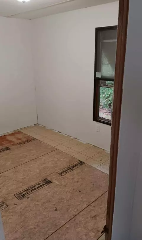 Bedroom - 905 E Sears St, Denison, TX 75020 photo 1 of 2