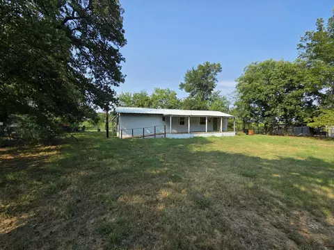 Other - 905 E Sears St, Denison, TX 75020 photo 1 of 5