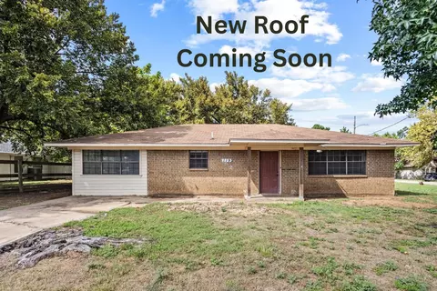 119 Ford St, Collinsville, TX 76233