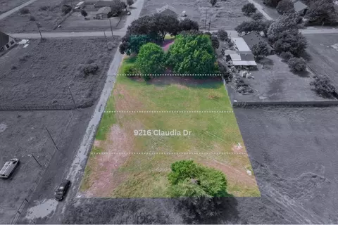 9216 Claudia Dr, Fort Worth, TX 76134