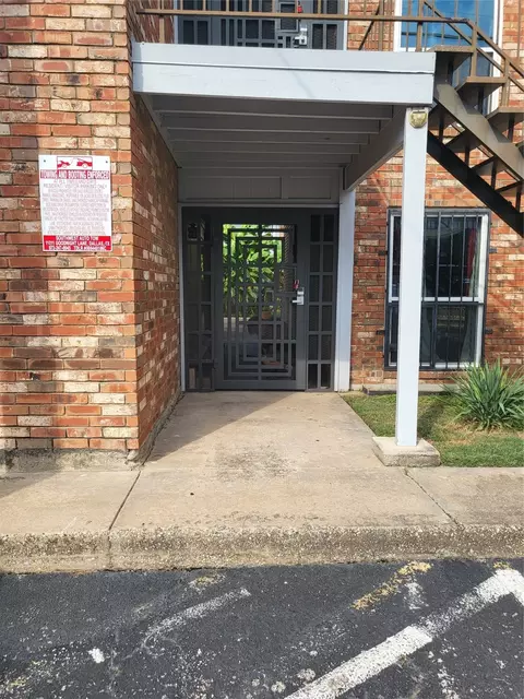 4317 Hartford St #109, Dallas, TX 75219