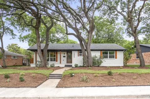 2424 Greenport Dr, Dallas, TX 75228