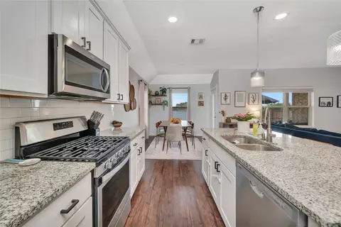 2439 San Marcos Dr, Forney, TX 75126