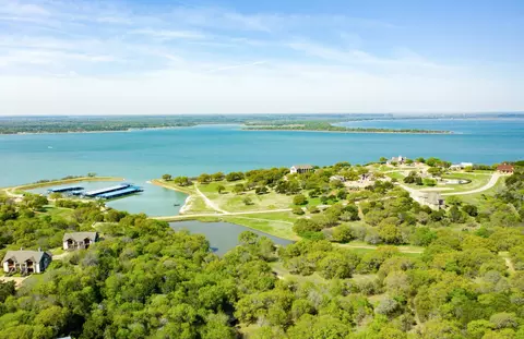 7007 Golf Dr, Whitney, TX 76692