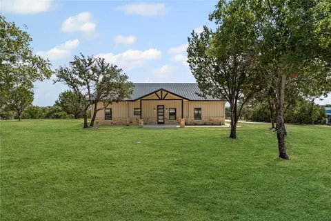 101 Valley View Ct, Springtown, TX 76082