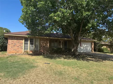 Exterior - 710 Gary Ln, Abilene, TX 79601 photo 2 of 3
