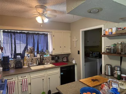 Kitchen - 710 Gary Ln, Abilene, TX 79601 photo 1 of 4