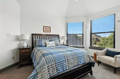 Bedroom - 850 Manor Dr, Argyle, TX 76226 photo 3 of 4