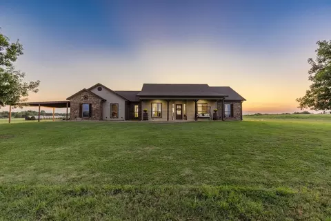 4830 County Road 1089, Celeste, TX 75423