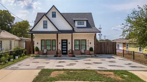 605 Archer Ave, Cockrell Hill, TX 75211