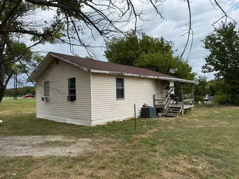 Exterior - 1214 E Fm 902, Howe, TX 75459 photo 5 of 6