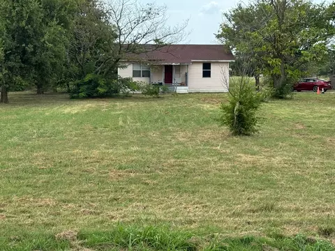 Exterior - 1214 E Fm 902, Howe, TX 75459 photo 1 of 6