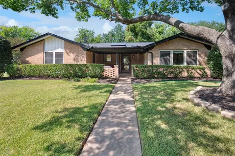 1001 Livingston Dr, Hurst, TX 76053