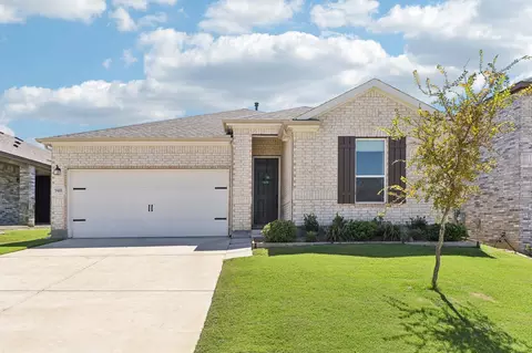 948 Brock Dr, Aubrey, TX 76227