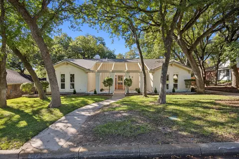 5016 Sugar Lake Rd, Fort Worth, TX 76103