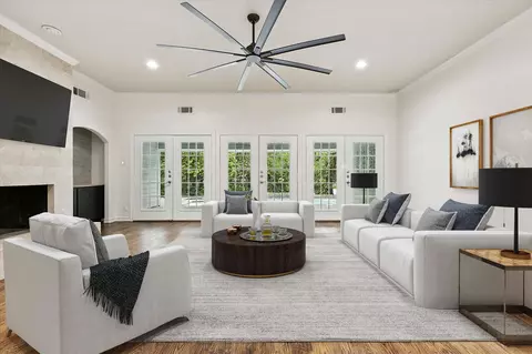 18512 Crownover Ct, Dallas, TX 75252
