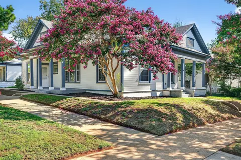 1231 W Main St, Denison, TX 75020