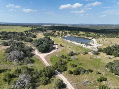 895 Pr 202 Hwy 281, Hamilton, TX 76531