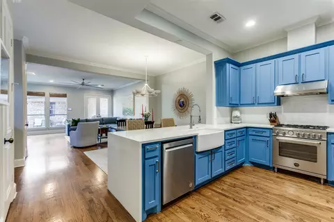 5152 Vickery Blvd, Dallas, TX 75206