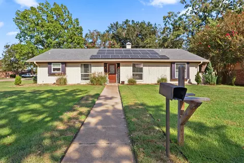 124 Lou St, Sulphur Springs, TX 75482