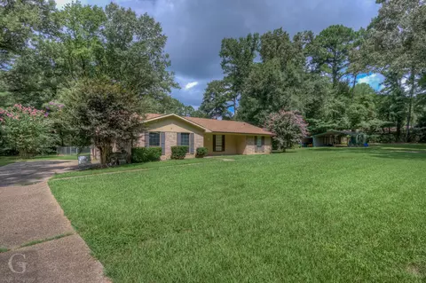 7410 Flatwood Dr, Greenwood, LA 71033