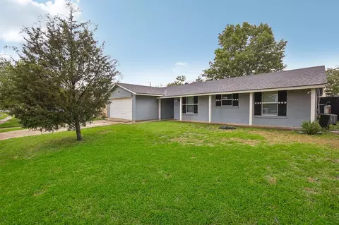 3601 Chime St, Irving, TX 75062