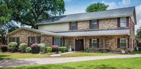 1327 Etain Rd, Irving, TX 75060