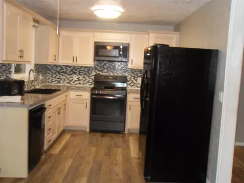 1200 Walker Dr, Hurst, TX 76053 photo 16