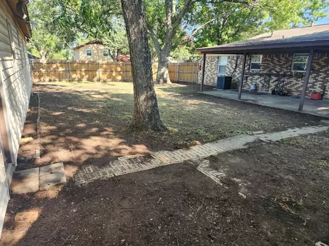 1200 Walker Dr, Hurst, TX 76053 photo 20