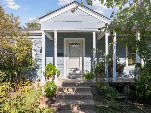 3545 Ryan Ave, Fort Worth, TX 76110