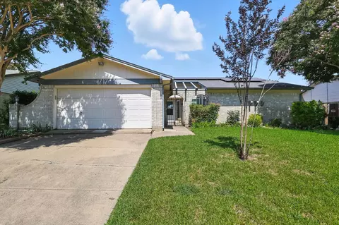 1717 Overbrook Dr, Arlington, TX 76014