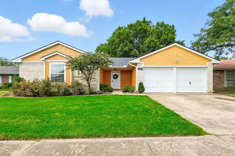 2309 Stillmeadow Dr, Arlington, TX 76014