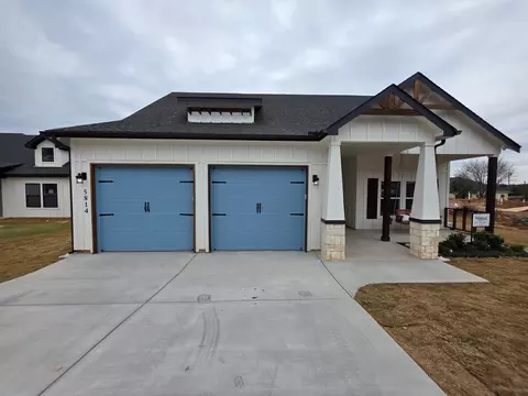 5814 Belaire Cir, Granbury, TX 76048