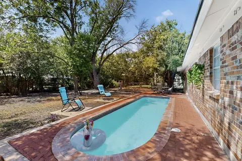 5908 Emerson Dr, Watauga, TX 76148