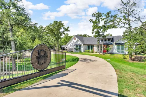 297 Timberwood Trl, Quinlan, TX 75474