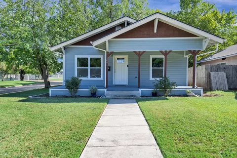 1001 W Shaw St, Fort Worth, TX 76110