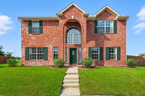 2309 Arrowcrest Ct, Garland, TX 75044