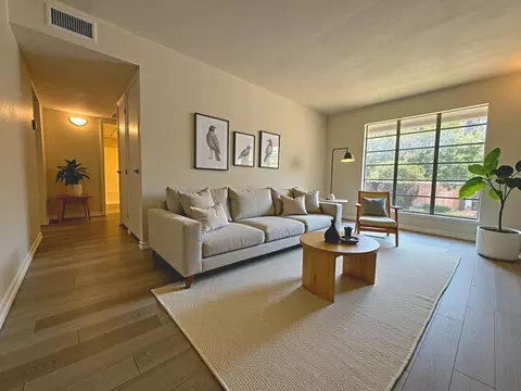 10584 High Holw #U-274, Dallas, TX 75230